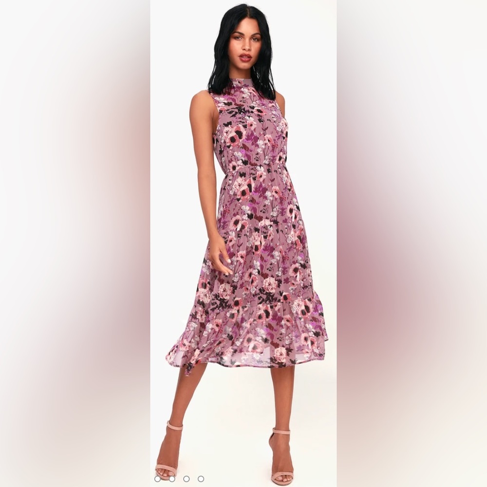 New with tags Lulus purple floral high neck midi dress